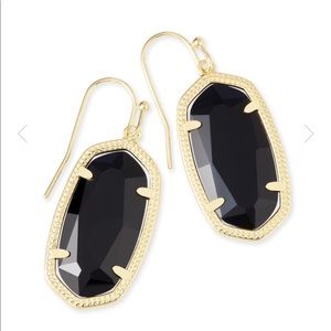 Lee Drop Earrings In Gold